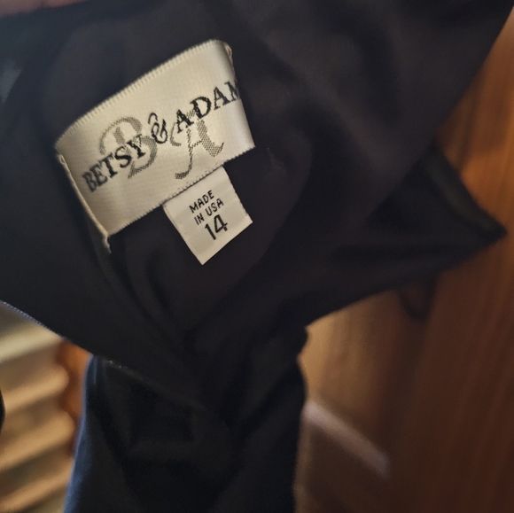 black mermaid dress - Picture 5 of 5